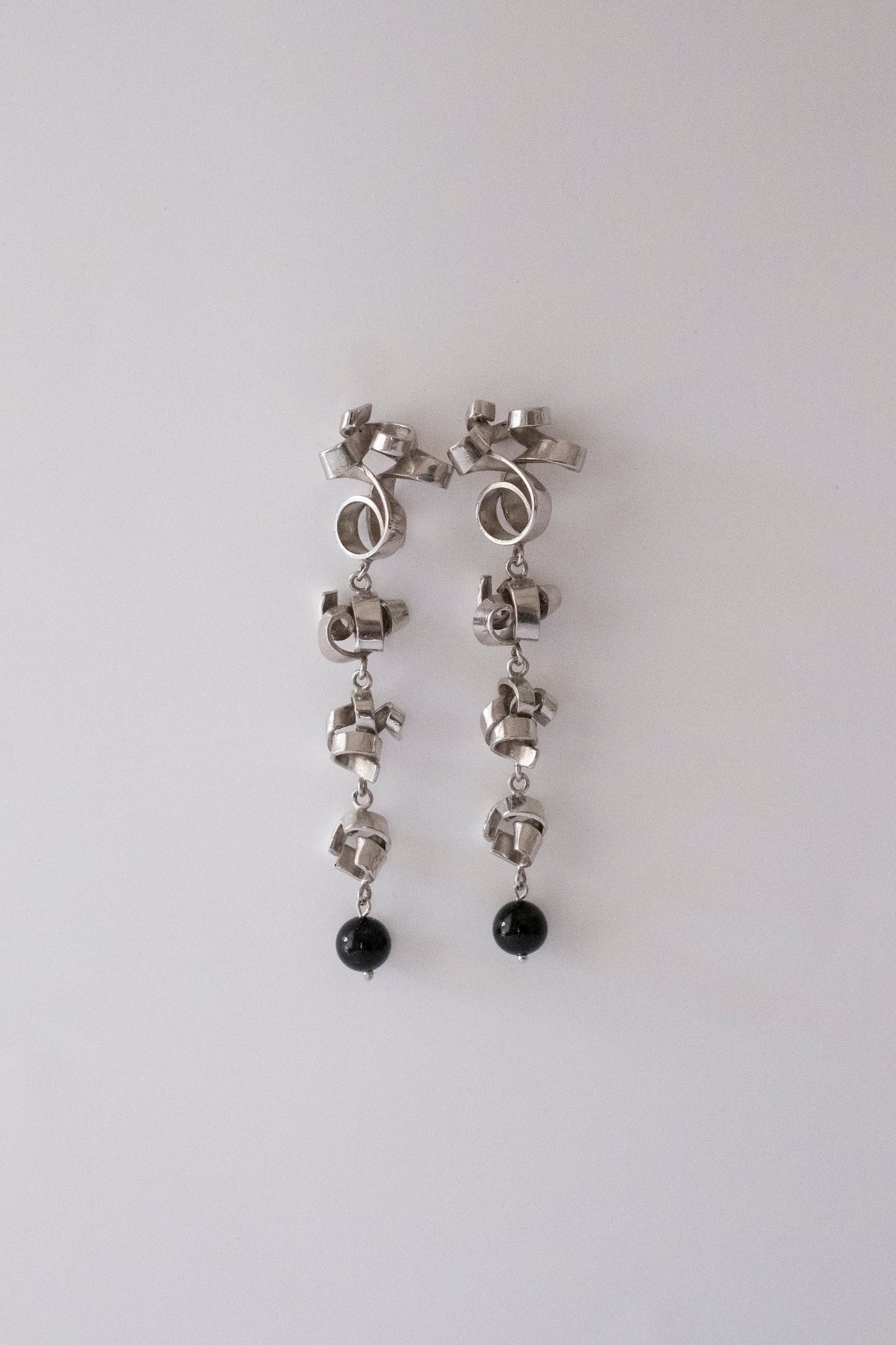 Tendril Earrings w/Onyx