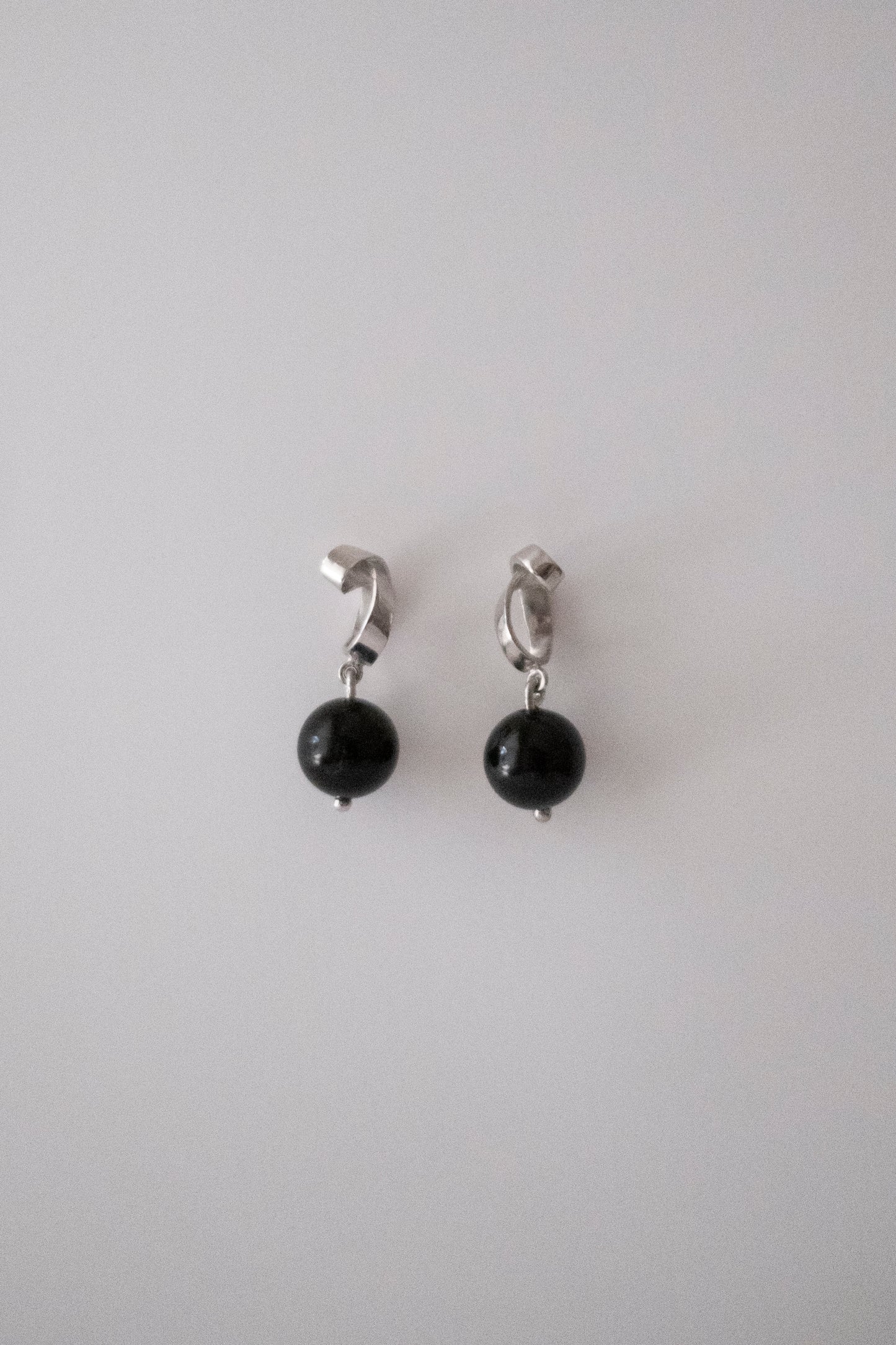 Mini Tendril Earrings w/Onyx