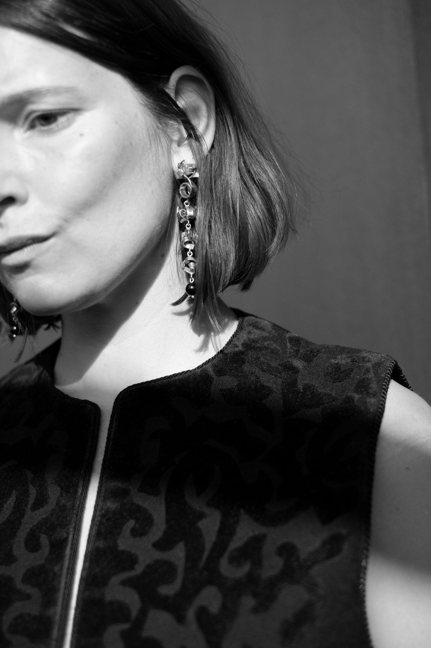 Tendril Earrings w/Onyx