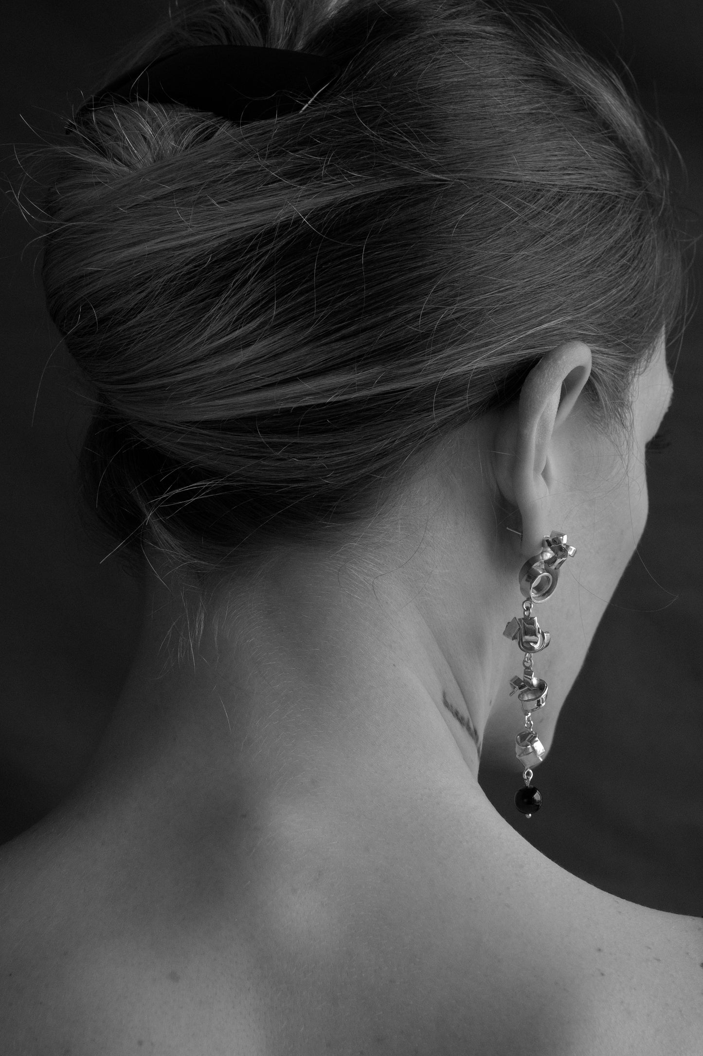 Tendril Earrings w/Onyx