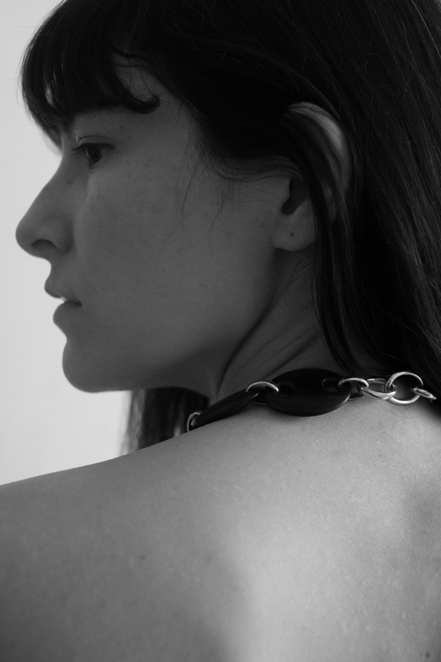Oval Ebony Link Chain Necklace
