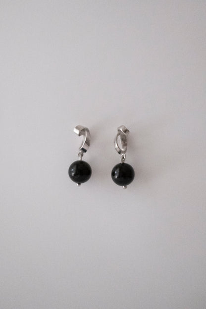 Mini Tendril Earrings w/Onyx