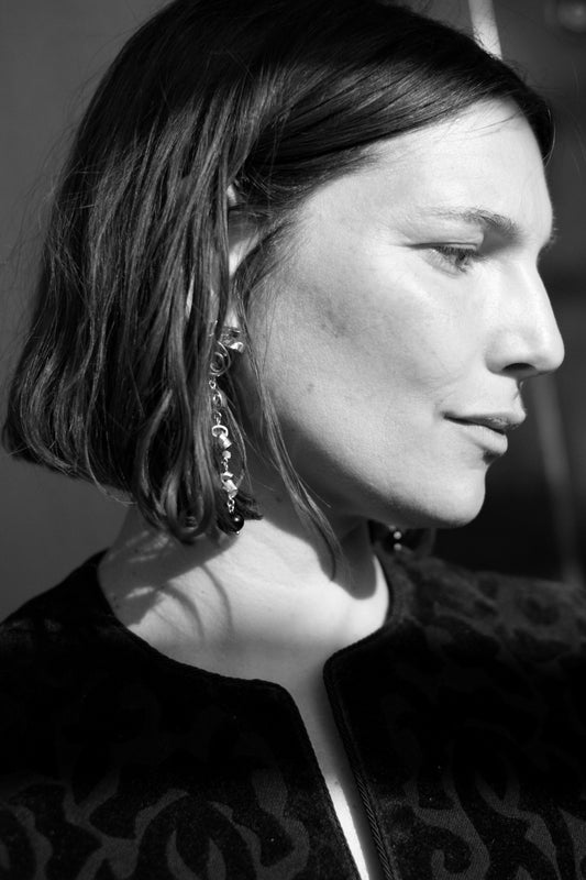 Tendril Earrings w/Onyx