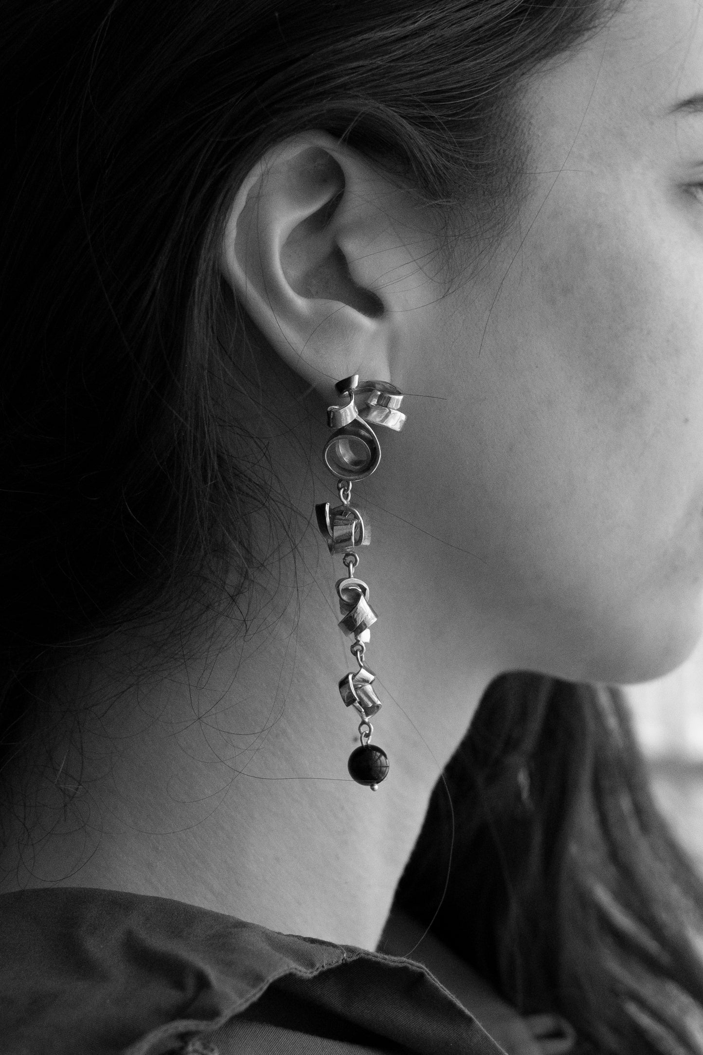Tendril Earrings w/Onyx