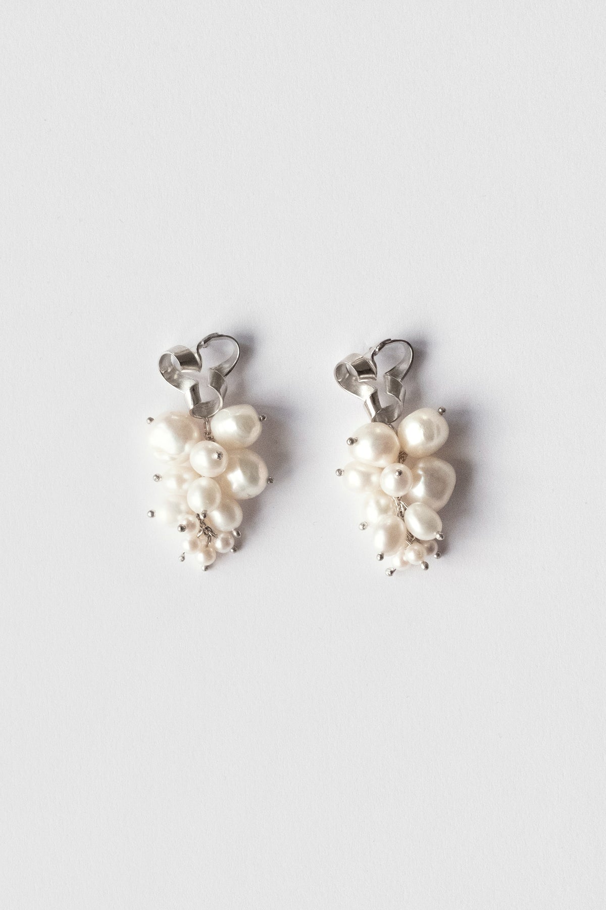 Vine Earrings w/ Pearl