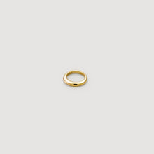Thin Band Ring - Gold